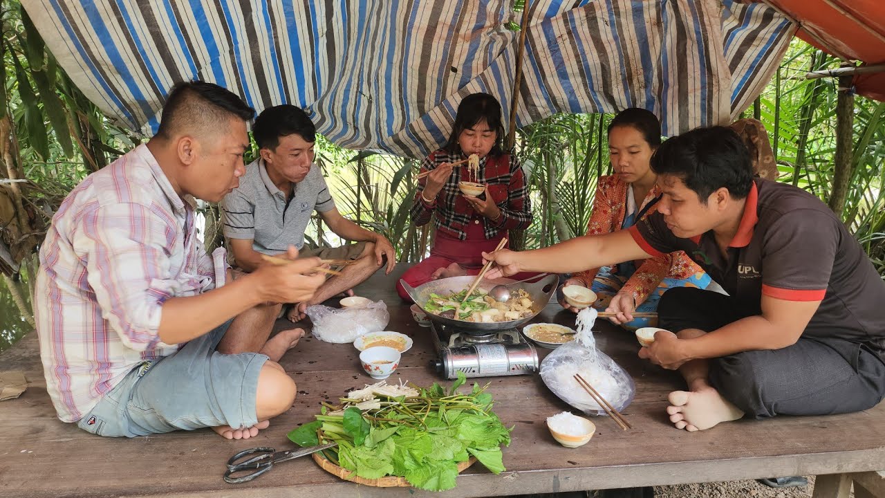 Vịt Cò Nấu Lẩu Chao, Ăn Trưa Mé Sông Quê / GĐQ