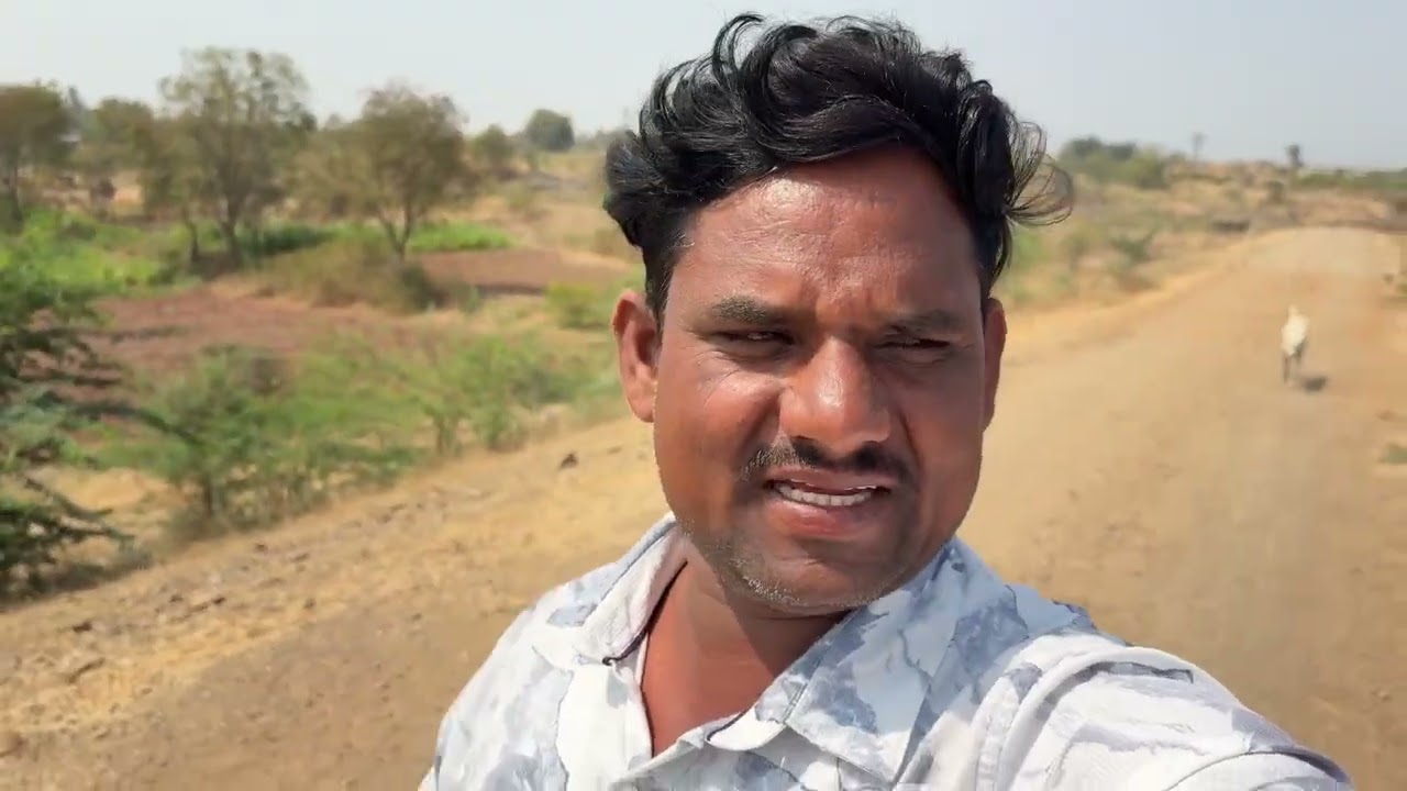 आज आबा सोबत म्हशी घेऊन निघालो रानात ऊन पडलाय लय पण मज्जाच वेगळी 😂#गावठीनिलेशपुनम 