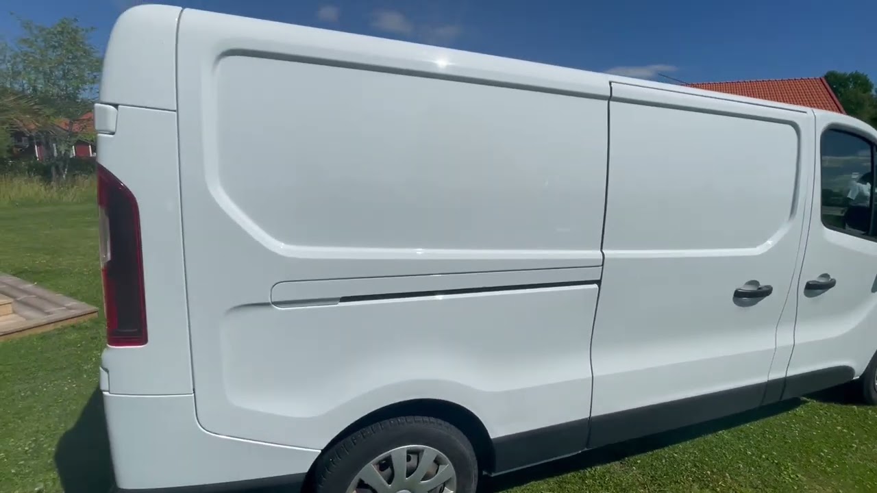 Skåpbil RENAULT Trafic 2,7