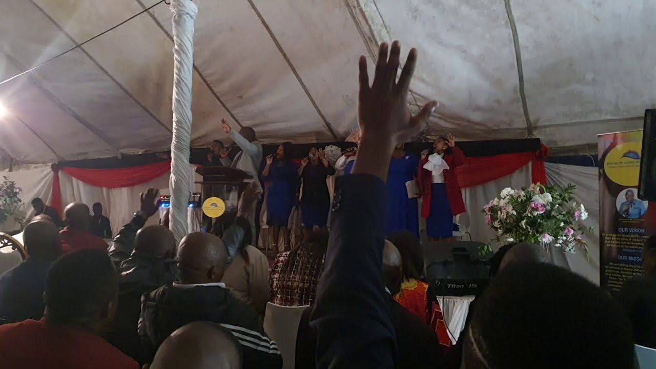 Pastor Mbekeni - Kumkani Wokumkani