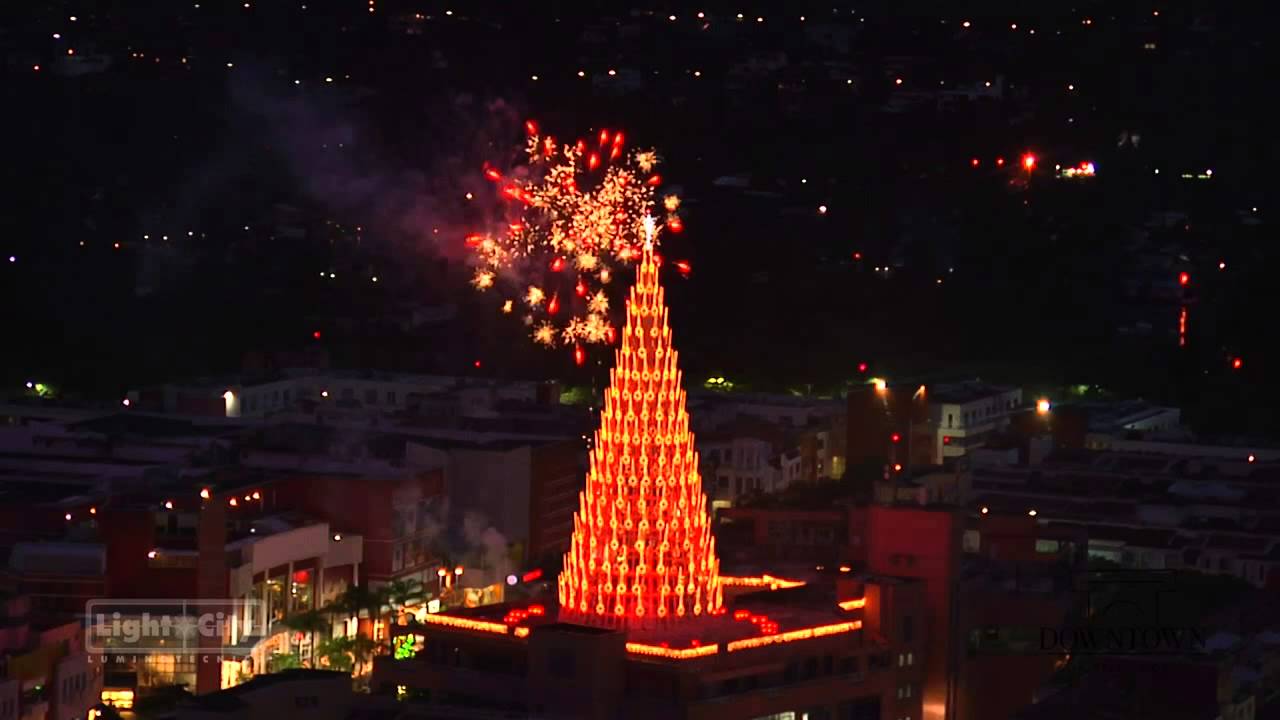 Resultado de imagem para Ã¡rvore natal downtown