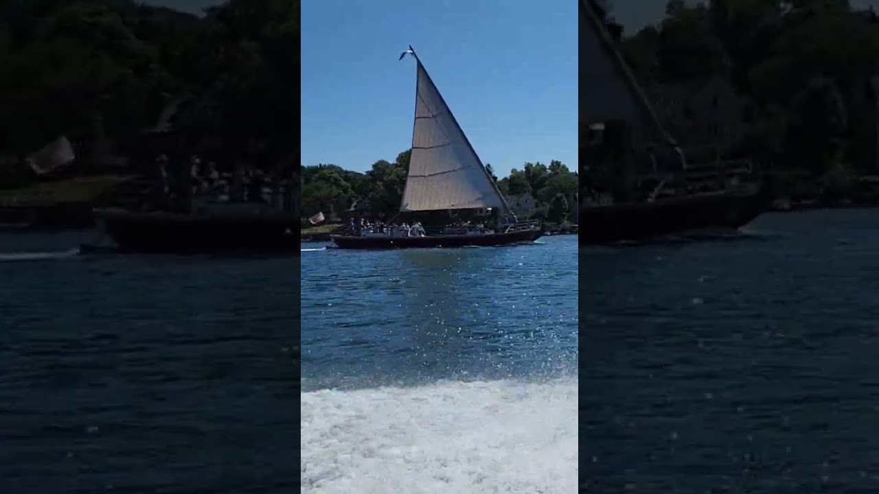 Cruising Past the Gundalow 