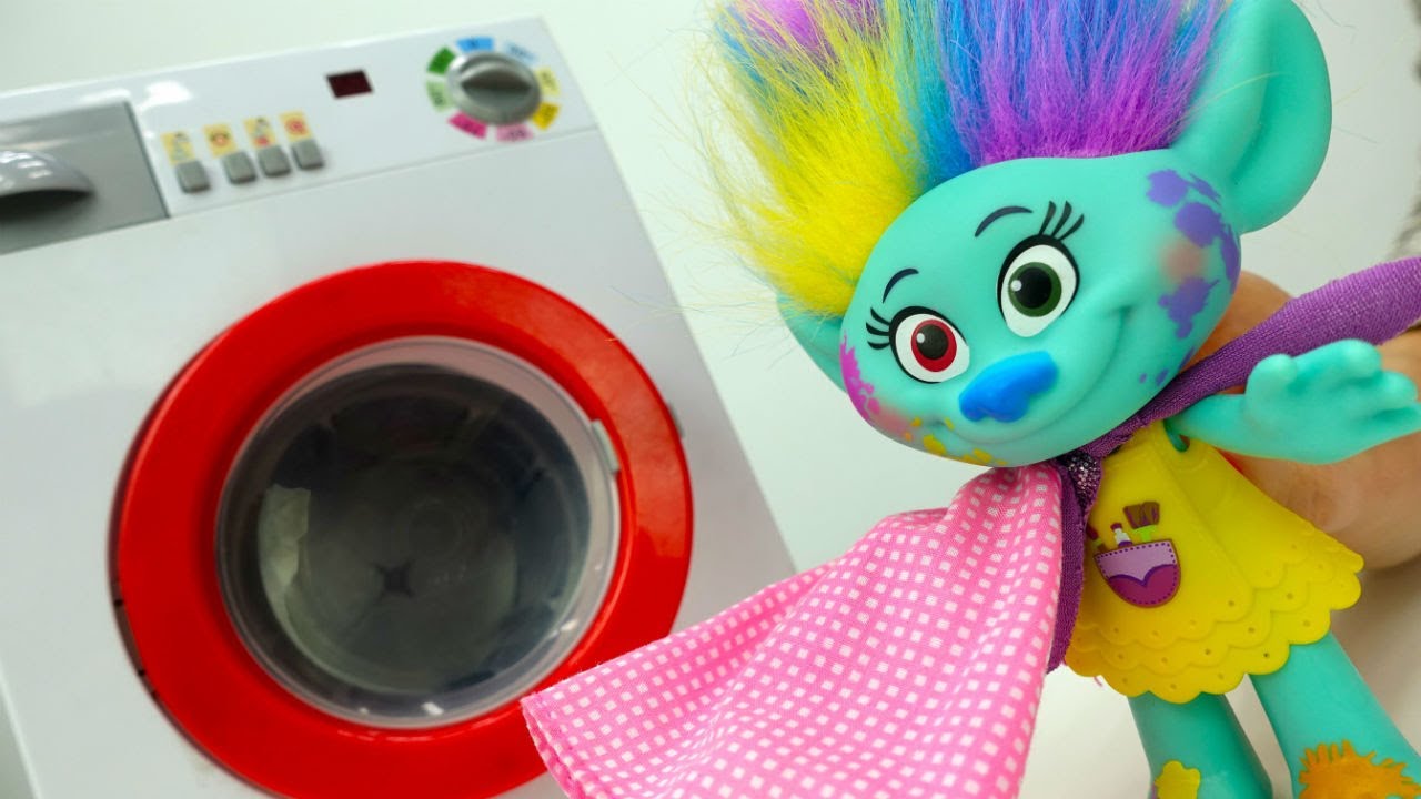 Guardería Infantil - Trolls juguetes y la Princesa Sofia.
