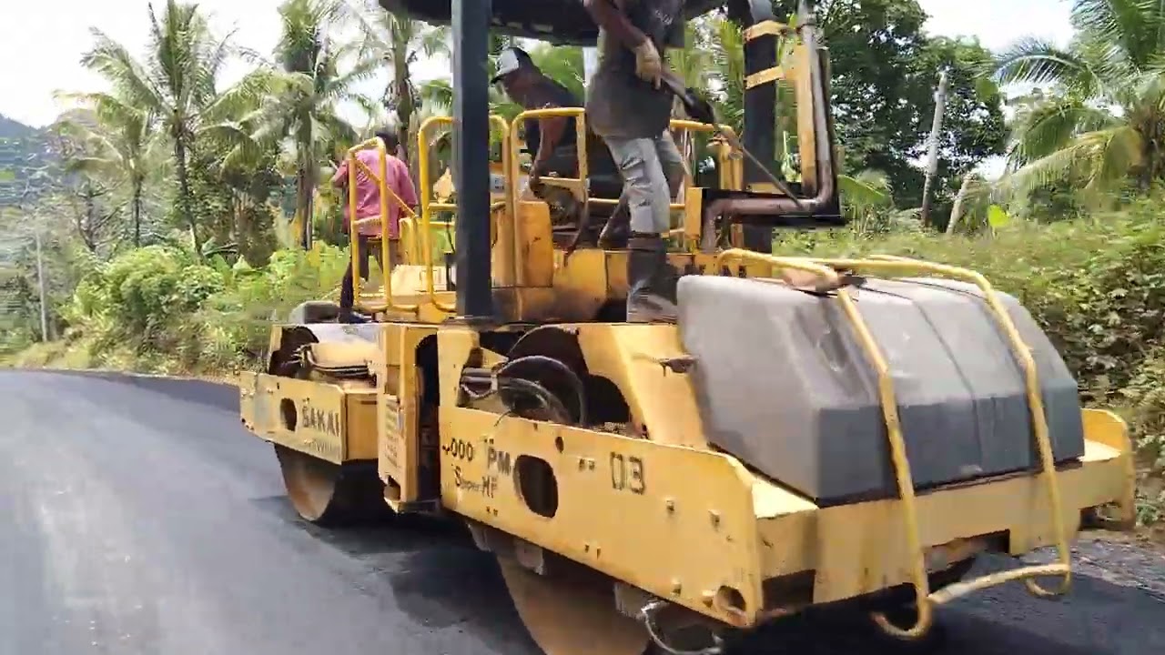 Jalan Lintas Leksula - Namrole.