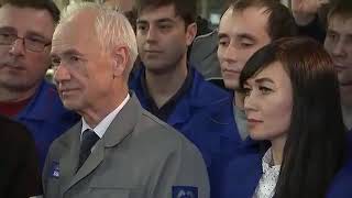 Владимир Путин встретился с работниками завода двигателей ПАО «КамАЗ»