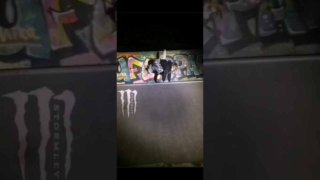  STAY AWAY Hello Guys Im New On Yt Lol 3