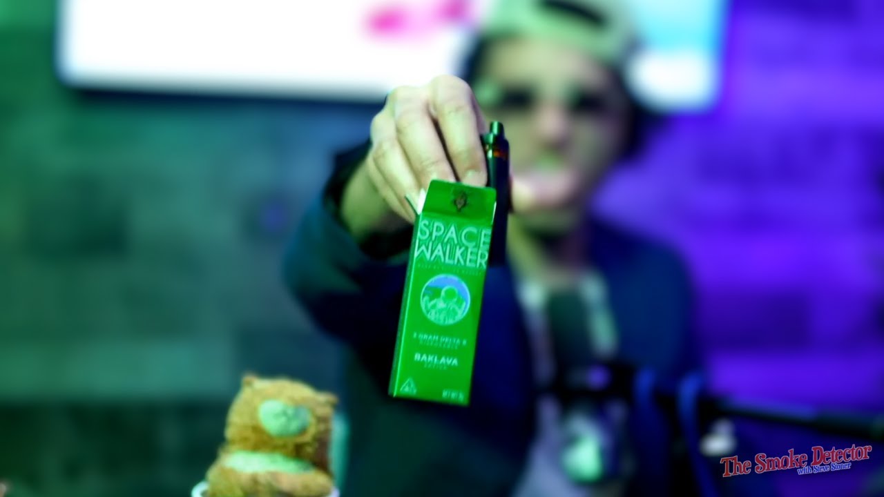Space Walker Baklava 3G Delta-8 Disposable Review