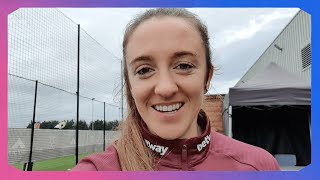 VLOG |  West Ham beat Man City, Yummy Lentil Dahl & Breakfast club | Lisa Evans ⚒