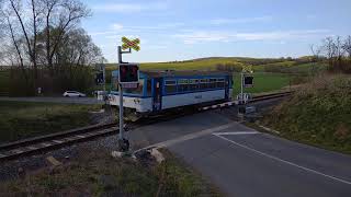 Železniční přejezd P7322 Zdounky/Zborovice zast.