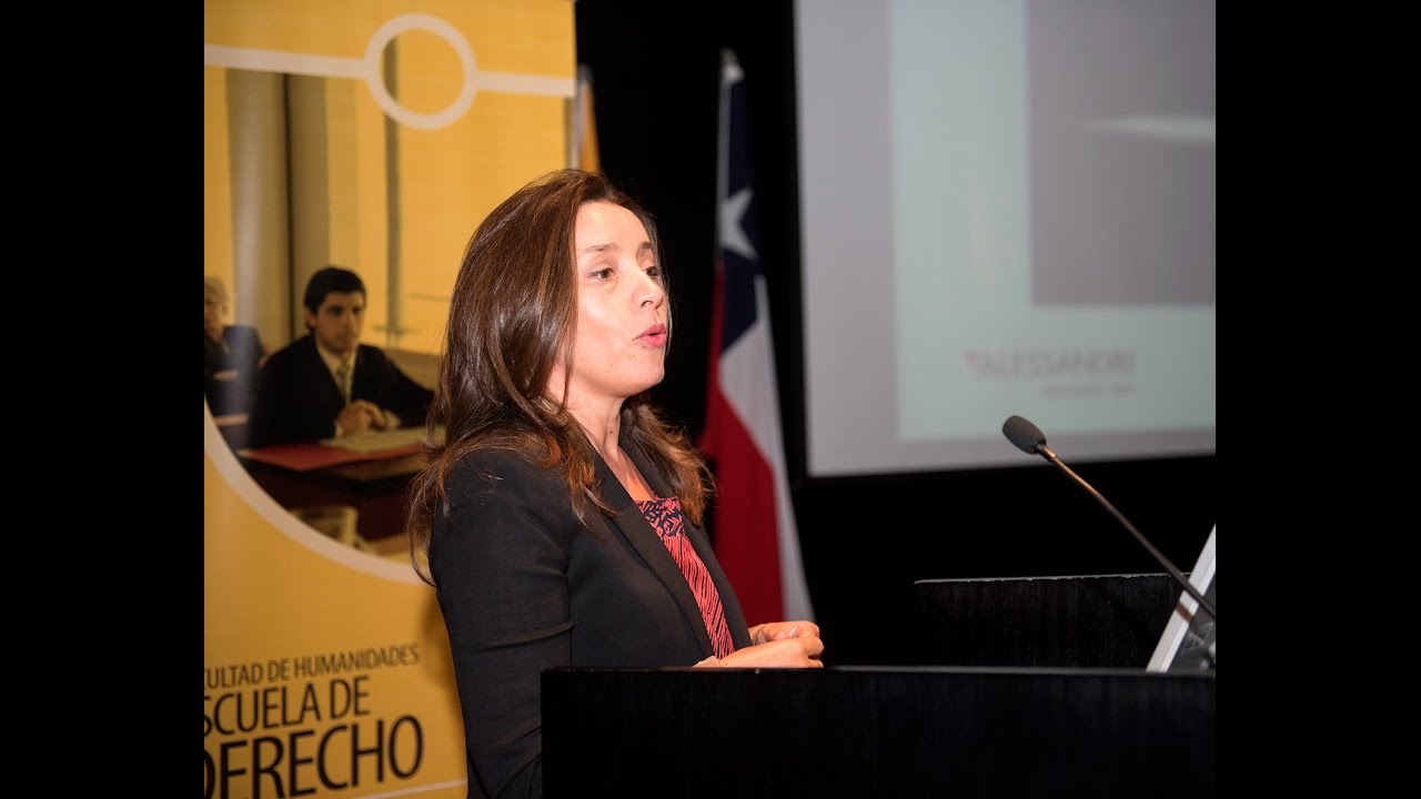 Loreto Bresky expuso en Cuarto Seminario Internacional Derecho de la Moda (Universidad Mayor) mayorista de juguetes