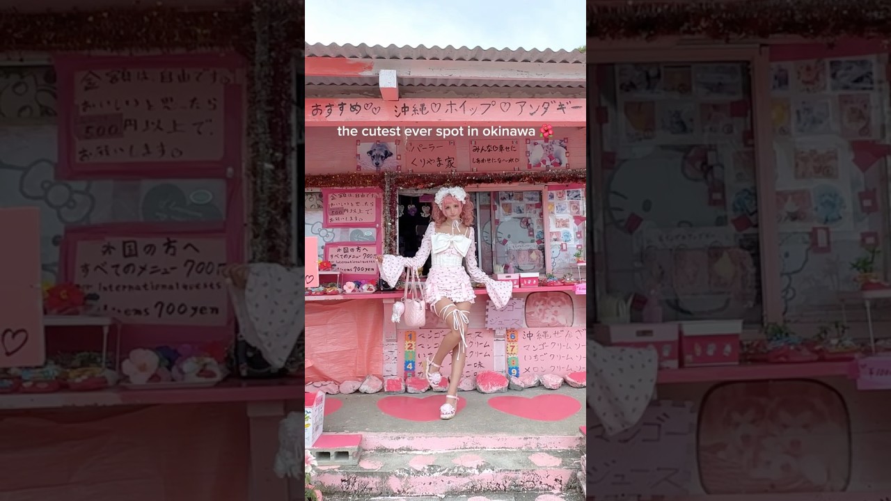 THE cutest ever Sanrio themed shaved ice shop in Okinawa 😭💗🌺🏝️