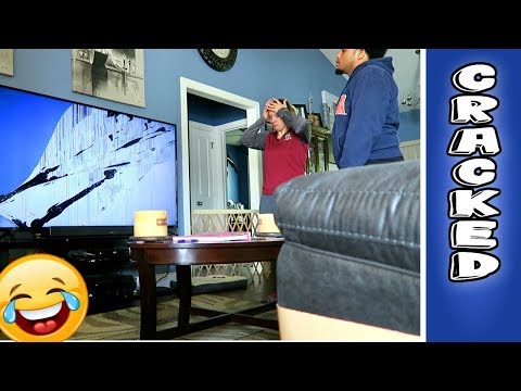 cracked-parents-tv-screen-prank-on-girlfriend!