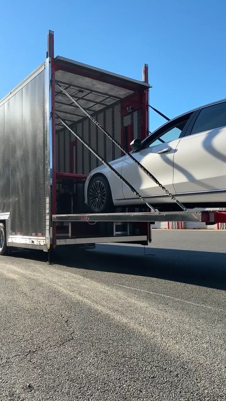 Kentucky Trailers - Ready to Deliver - YouTube