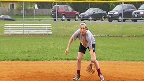 Stephanie Reinhardt Softball Video