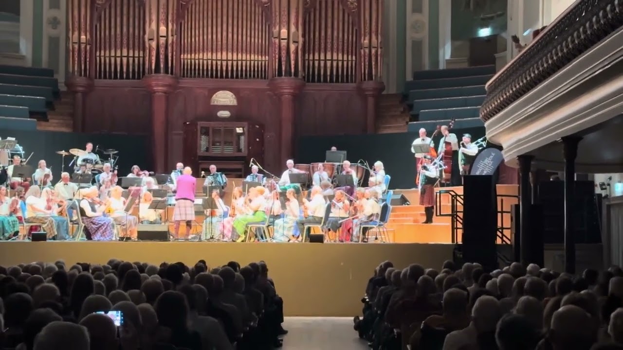 Scottish Fiddle Orchestra feat. Pipers Jack Mcgowan and David Verner. Ulster Hall Belfast