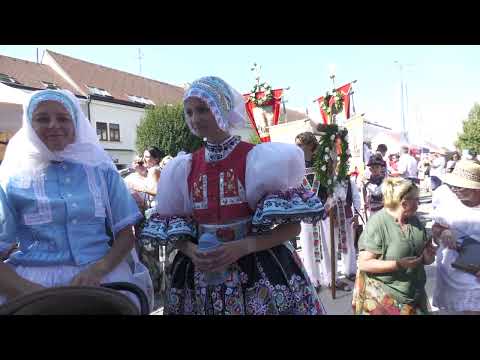KYJOV-Z oslav 900 let od založení MĚSTA KYJOV-nedělní den patřil duchovnu a folkloru (2.)
