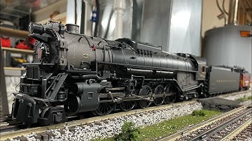 MTH Premier Pennsy J1 hauling freight