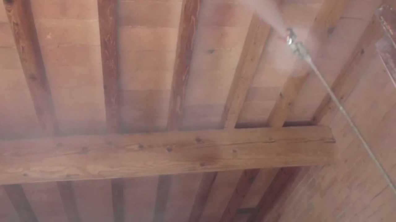 Verniciatura solaio in legno youtube Verniciare travi in legno