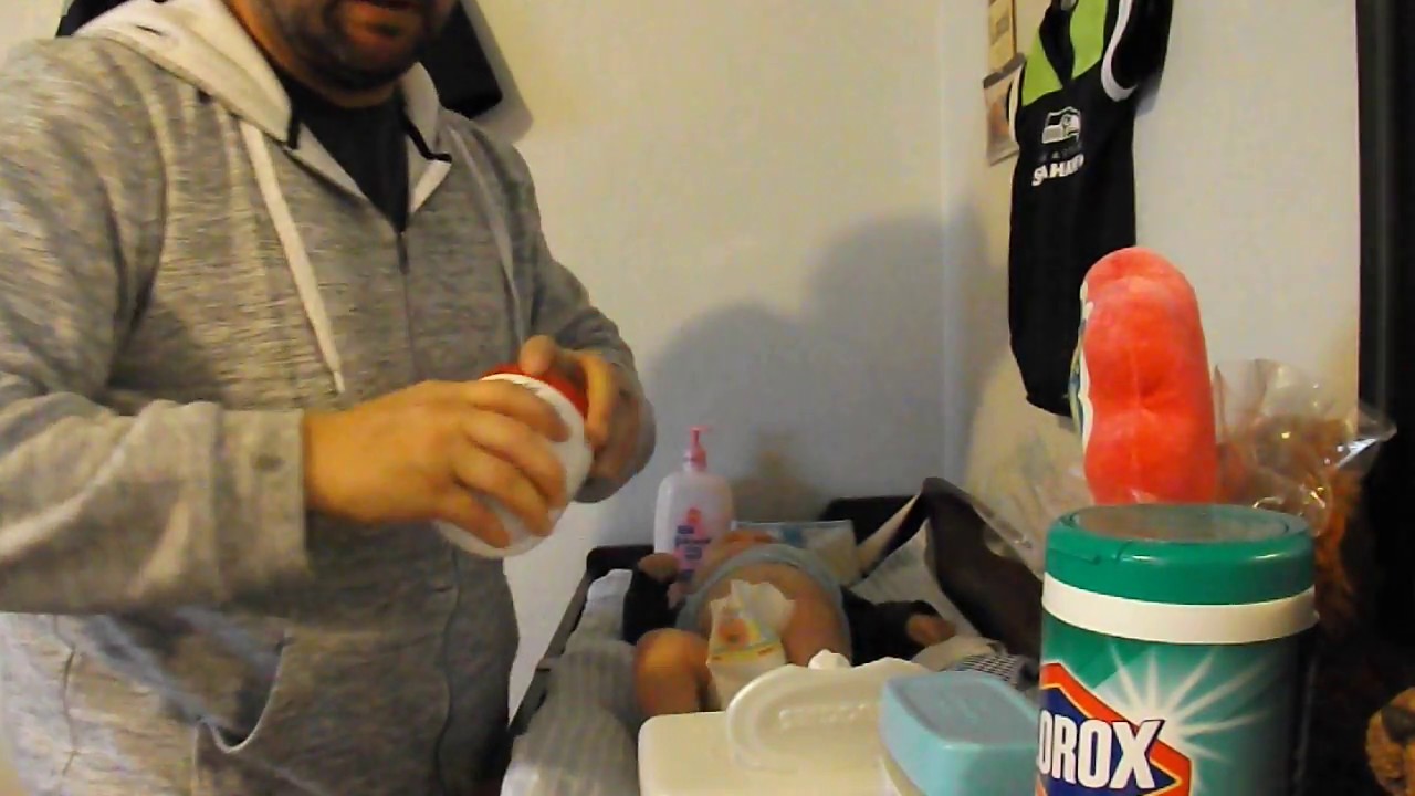 STAY-AT-HOME-DADLIFE: Diaper Change