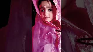 Duniya Chand Pe Mar Gai Pari