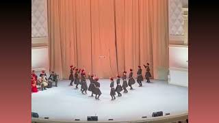 Государственный  академический калмыцкий ансамбль песни и танца 