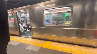 R62A (6) Train & R142A (4) Train at 14th Street-Union Square