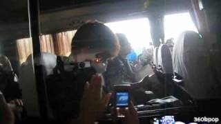 20100327 Super Junior @ Noi Bai Airport 2