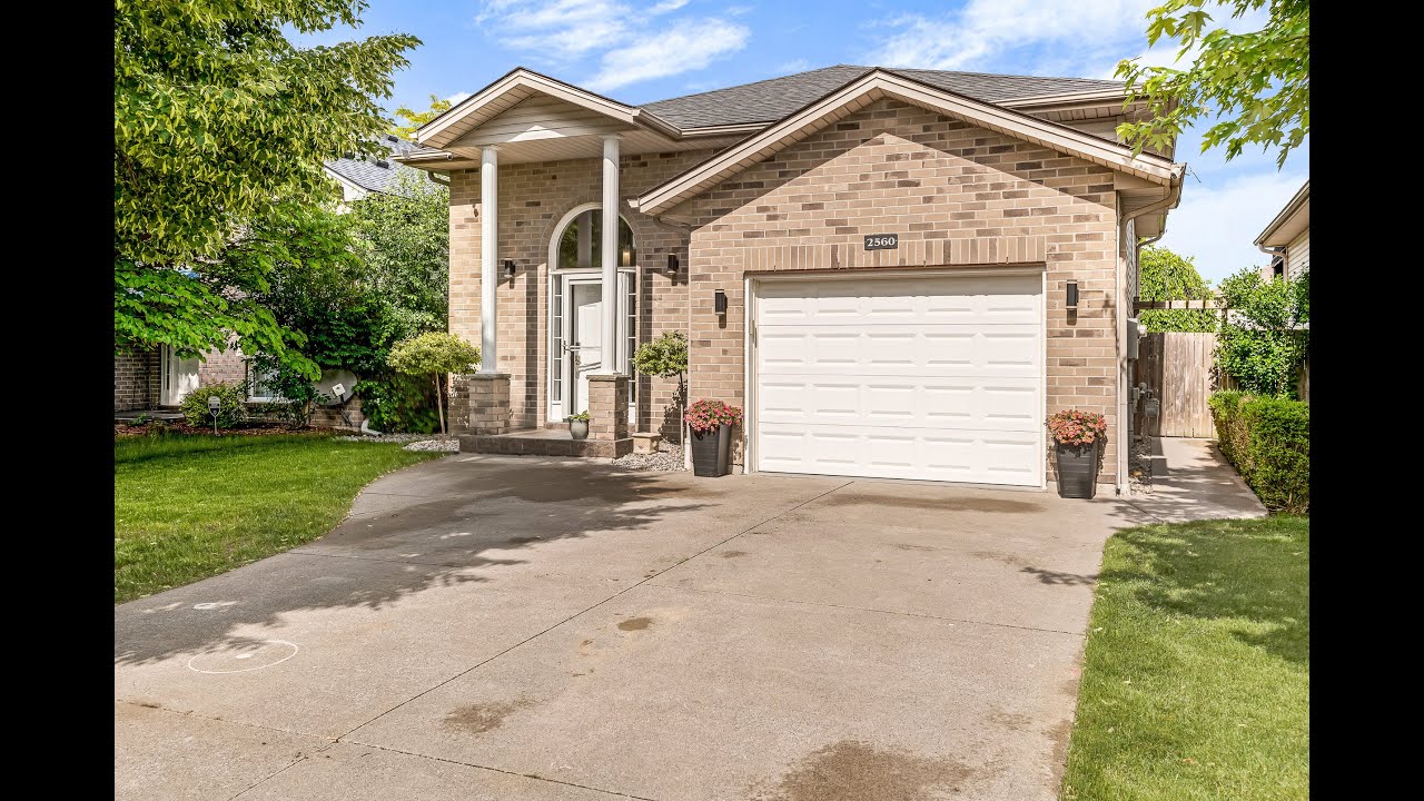 2560 Trappers Ave Windsor ON Real Estate Cinematic walk through video