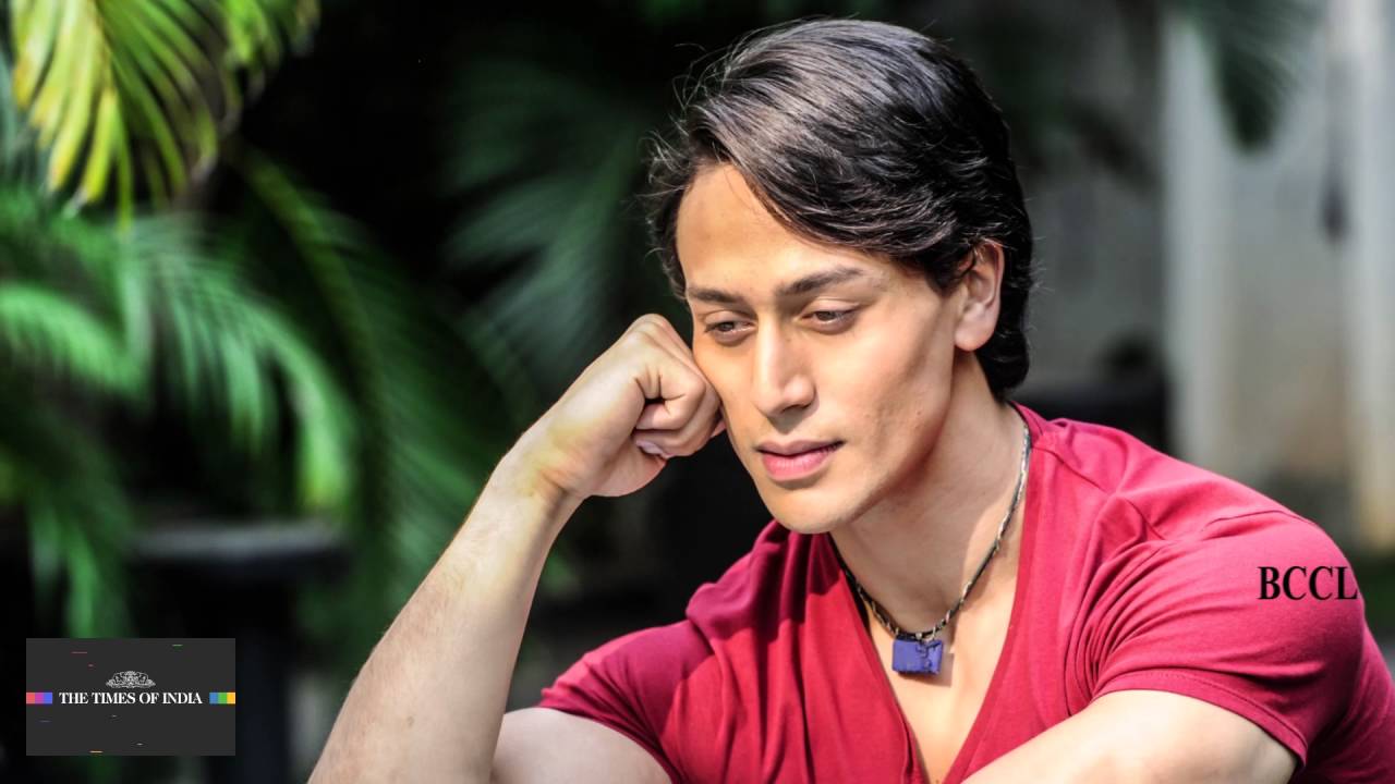 Tiger Shroff praised by 'Heropanti 2' director Ahmed Khan - Articles