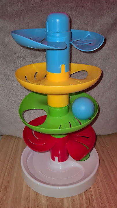 Satisfying asmr spinning blue ball nicely #satisfying #asmr #shorts #toys #colors #viral #trending