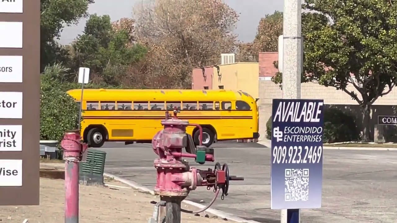 6-71 Straight Exhaust Going Through aThe Gears. The most perfect sound of any commercial diesel ❤️❤️