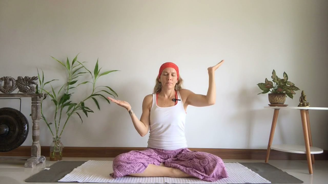 Balance masculine and feminine energy with this Kundalini Kriya called: Merger of the Sun & Moon