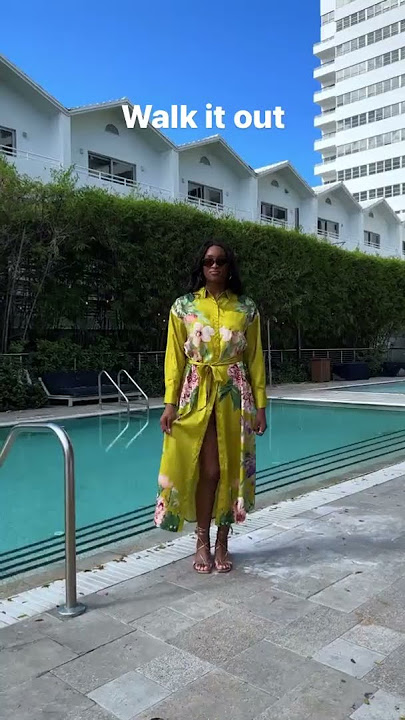 How to Pose on Vacation