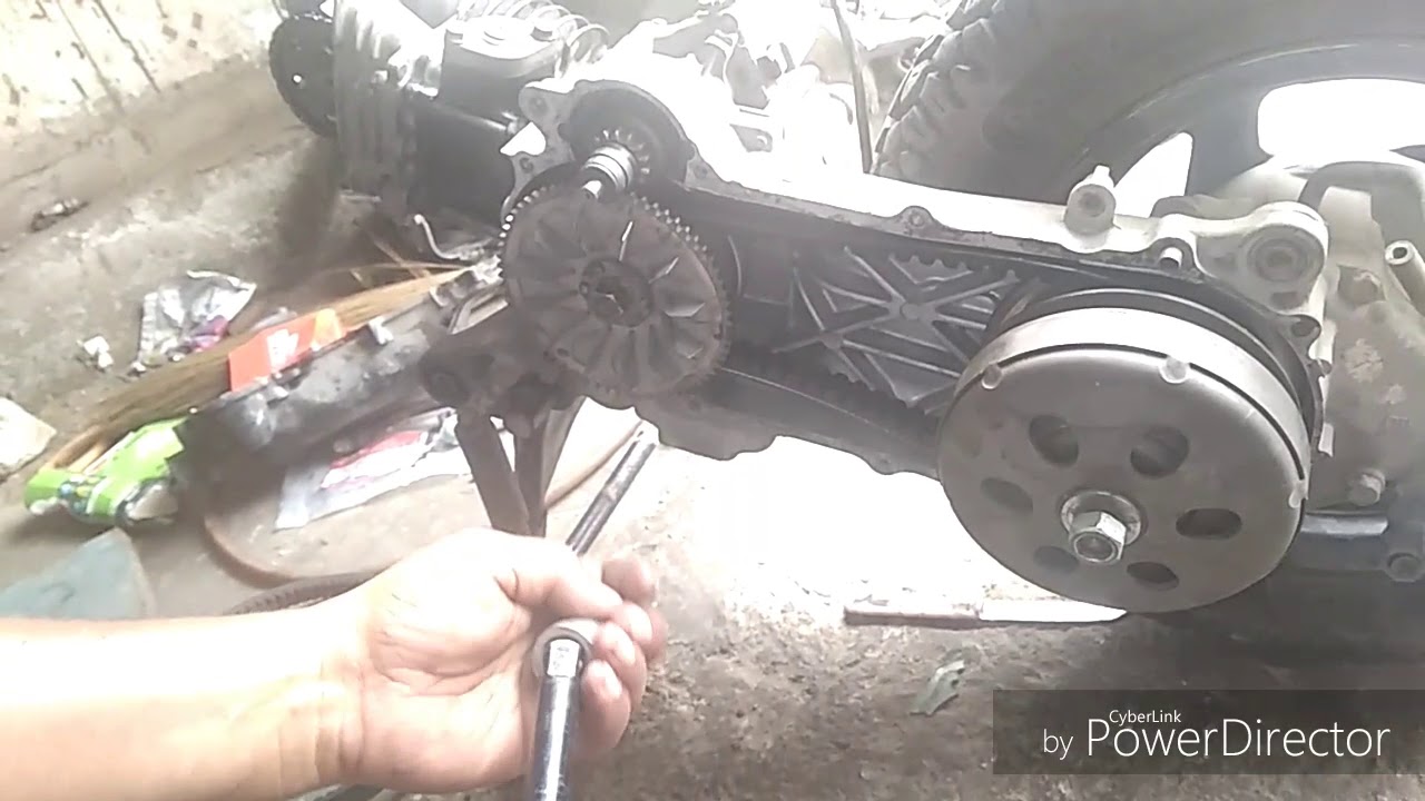 Hero maestro clutch shoe repair part 3 YouTube