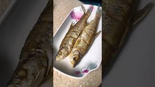 Either I am frying fish or I am on the way to buy fish. I will fry two larger Diaozi fish today. Fr