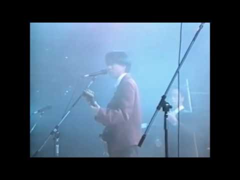 Beyond Wong Ka Kui - 摩登時代 (1989真的見証演唱會live)
