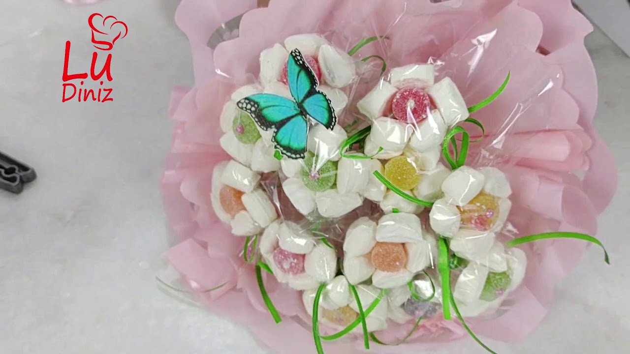 Flores com Balas de Coco Presente para o Dia das Mães.