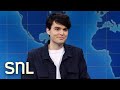 Weekend Update: Resident Boyfriend Michael Longfellow on Weaponized Incompetence - SNL