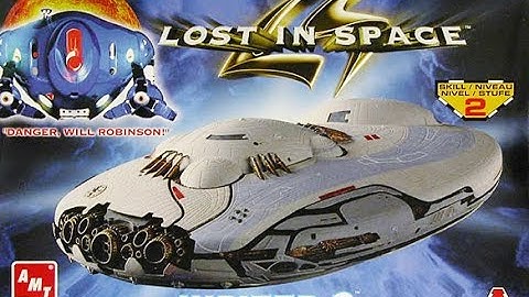 UNBOXING OF JUPITER 2 LOST IN SPACE (1998) BY AMT
