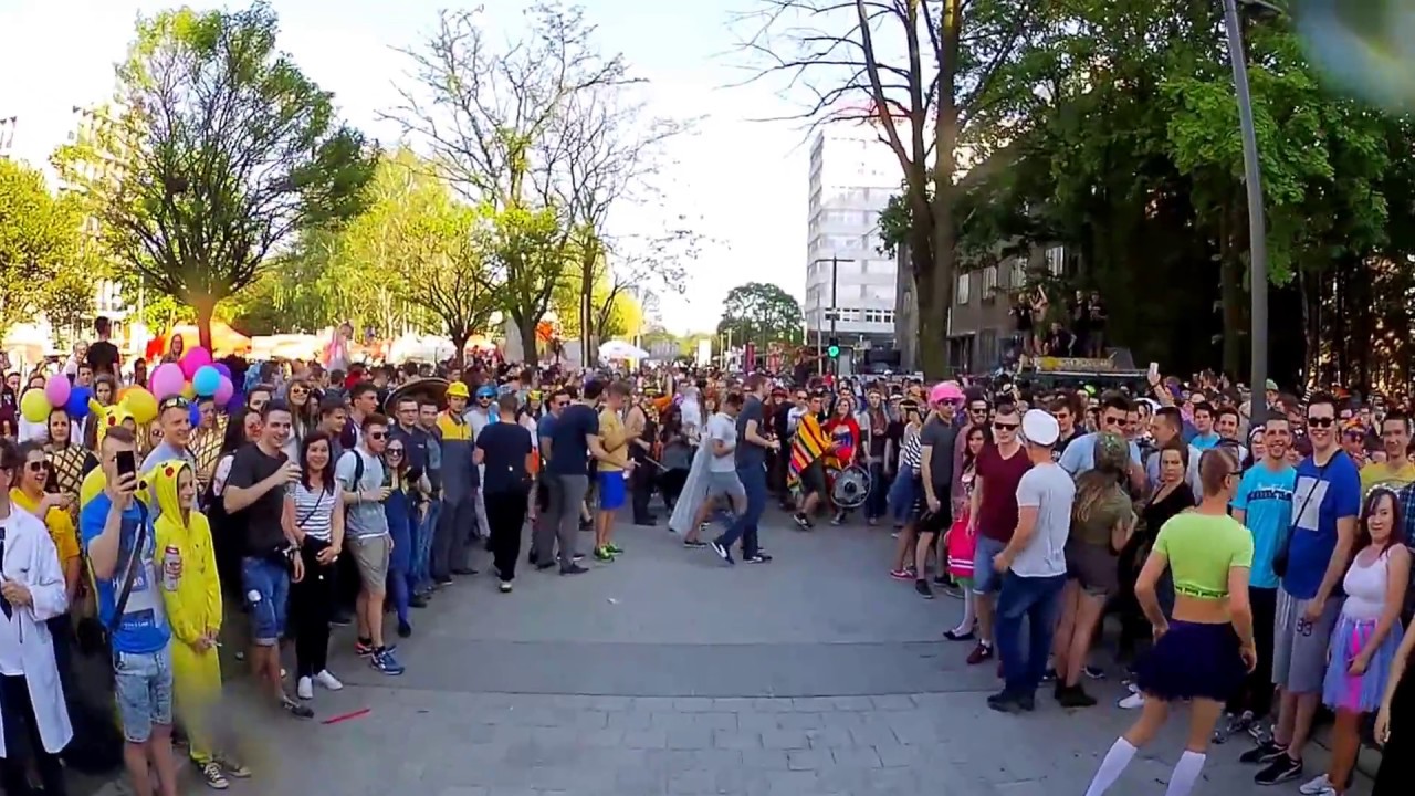 IGRY 2017 - Przejazd straży pożarnej ul. Akademicką (18.05.2017)