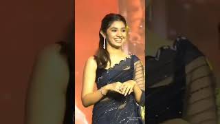 Krithi Shetty Funny Moments At Macherla Niyojakavargam Pre Release Event Ra Reddy