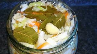 Маринованная капуста быстрого приготовления. Быстро и очень вкусно. Маринованная капуста быстрого приготовления. Быстро и очень вкусно.