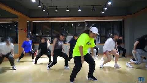 Bitgoeul Dancers Jang a Lang Lizzo