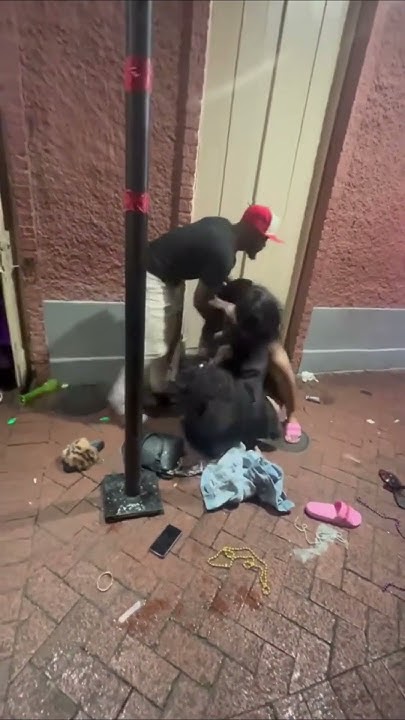 carnival mardi gras fight 2025