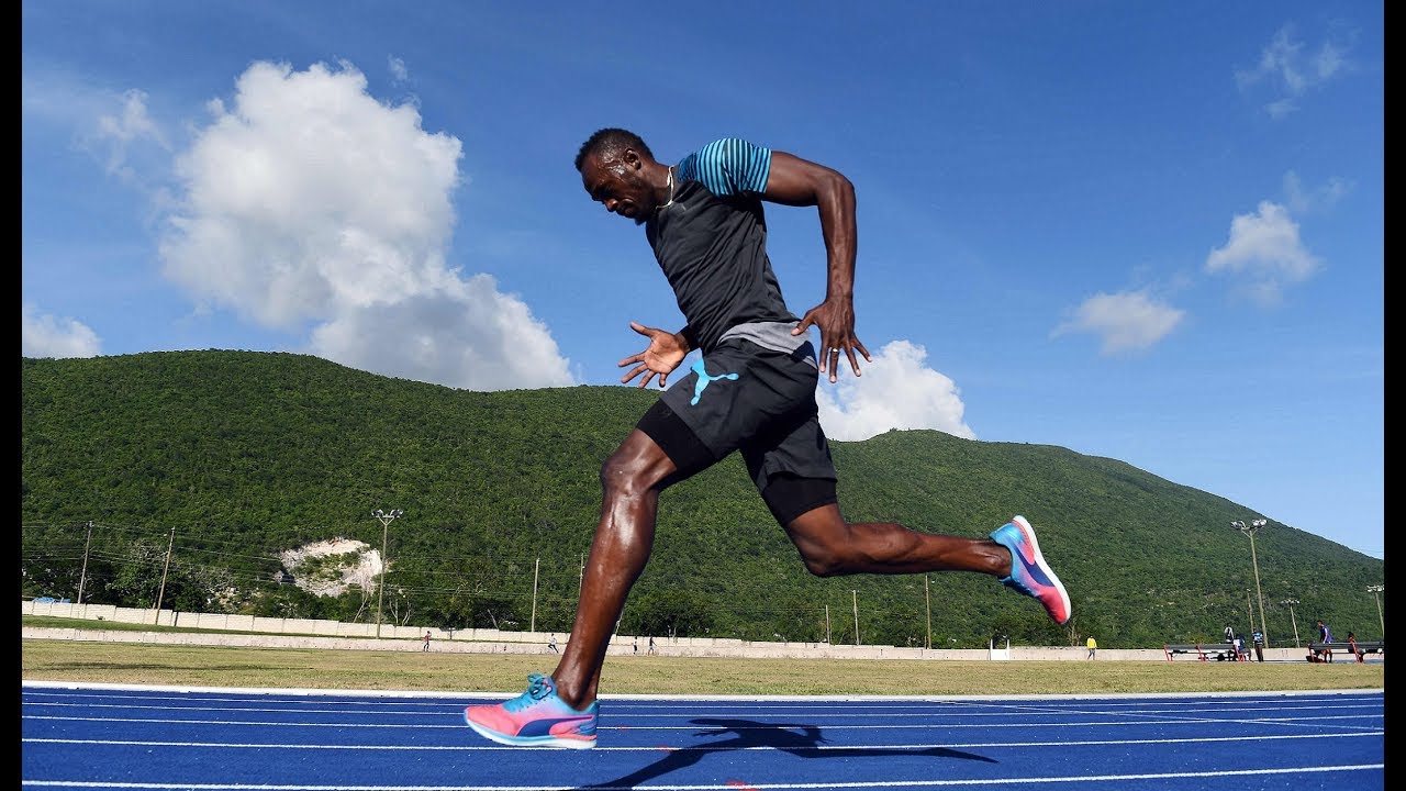 Course sport. Усейн болт фильм. Jamaican man at Home. He is looking forward.