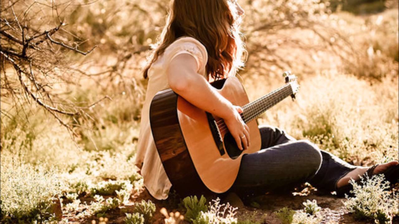 CON LA BRISA DE LA TARDE:pasillo ecuatoriano