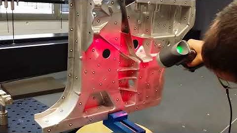 Creaform HandySCAN 700 SCAN 3D MẪU VẬT VỎ MÁY LỚN