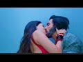 Alia Bhatt Lift Kiss 