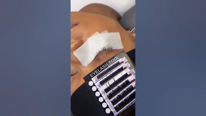 Lashes on the Forehead?! Why I Prefer My Magnetic Lash Pad #yegilashtips