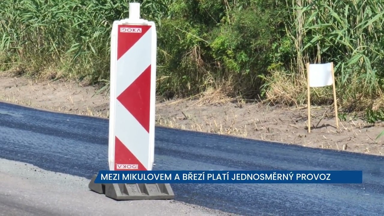 Mezi Mikulovem a Březí platí jednosměrný provoz, v opačném směru musí řidiči na objížďku